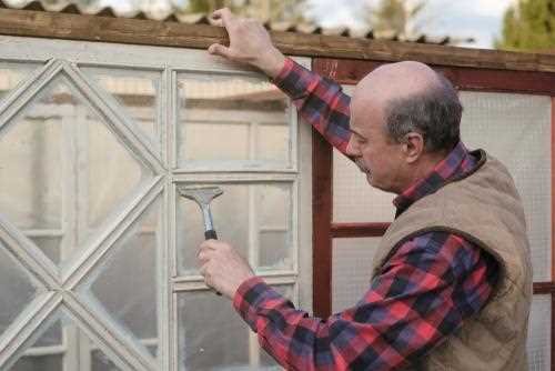 Tips voor het veilig verwijderen van verf van ramen