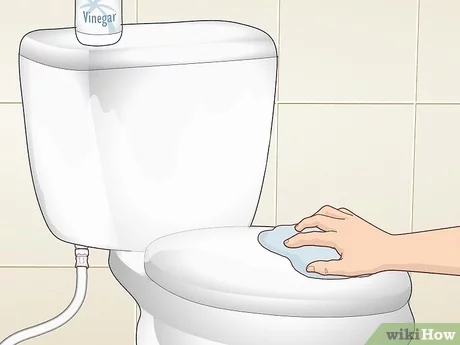 Stapsgewijze handleiding voor het schoonmaken van de wc-stortbak